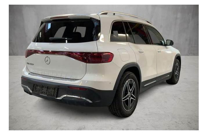 Hvid Mercedes EQB 250+ fra 2024