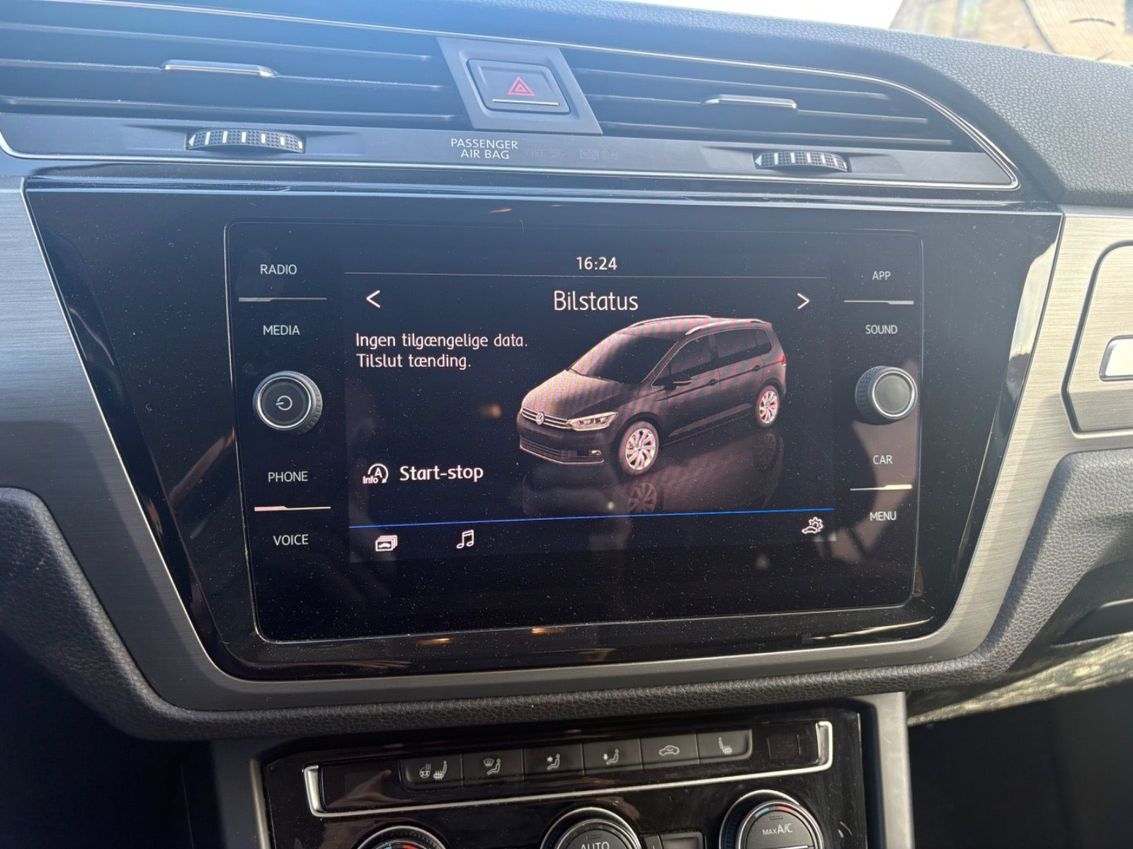 Sort VW Touran fra 2019