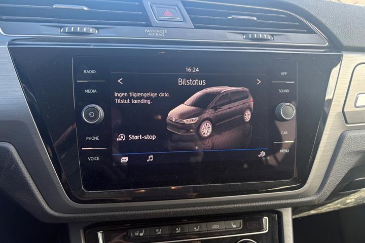 Sort VW Touran fra 2019