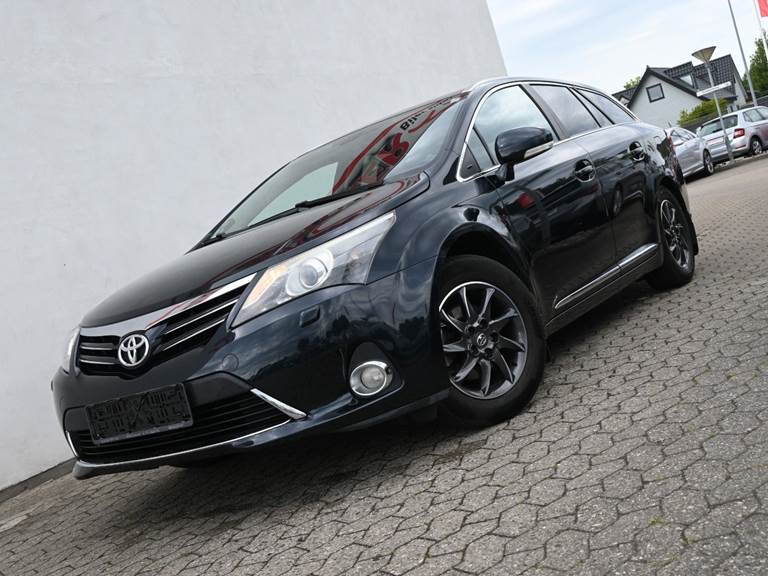 Toyota Avensis 2,0 D-4D T2 Touch stc.