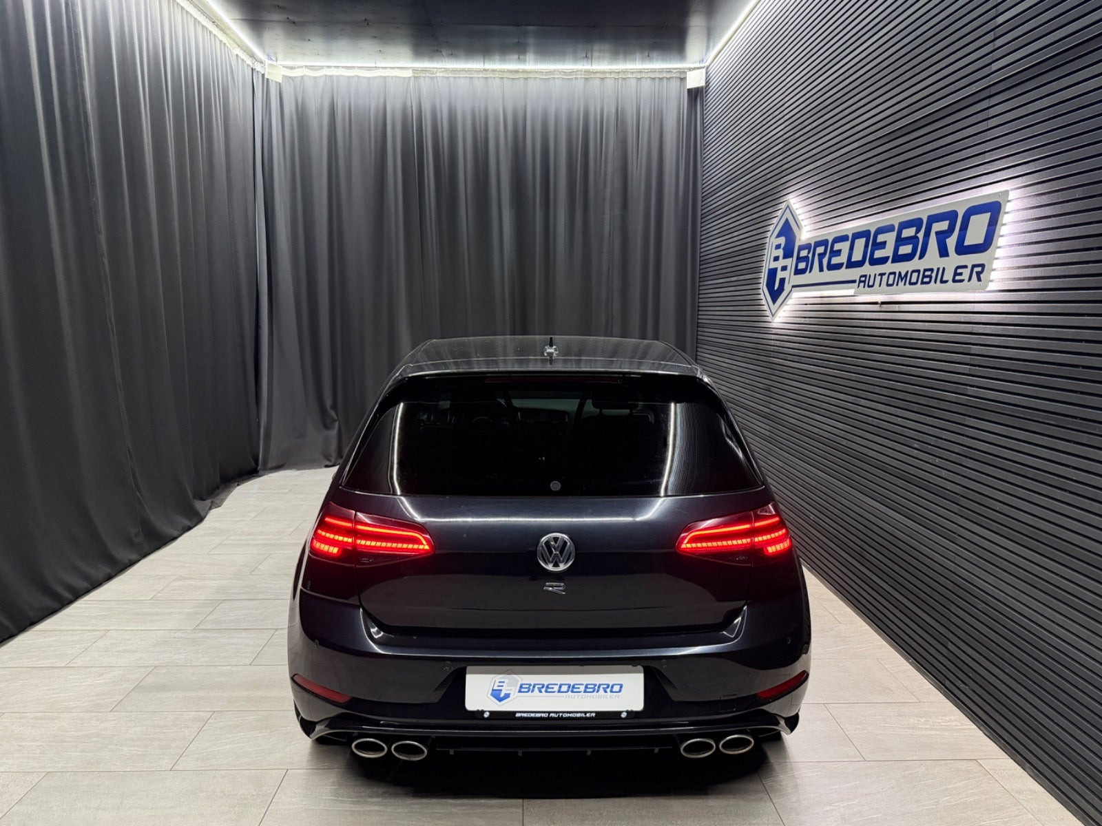 Sort VW Golf VII fra 2018