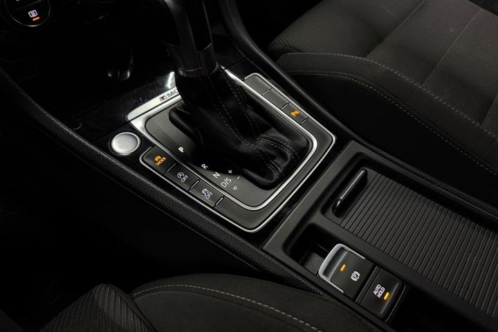 Sort VW Golf VII fra 2018