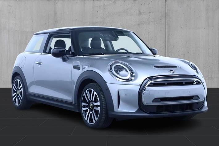 Sølv Mini Cooper SE fra 2022