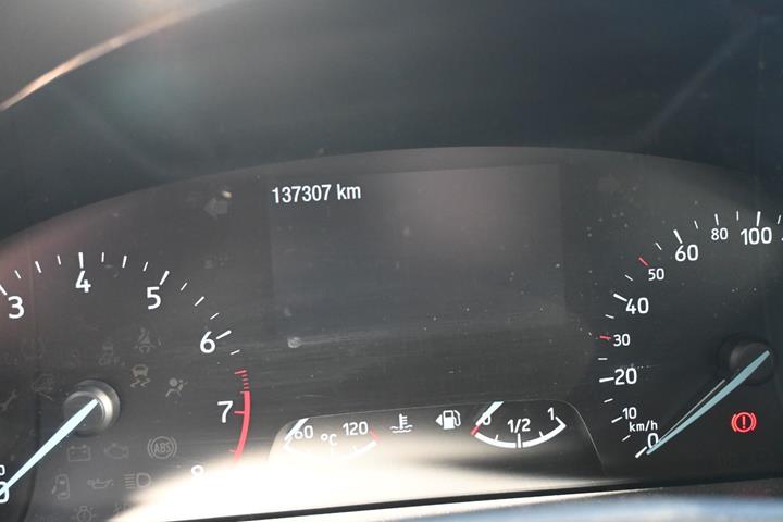 Grå Ford Focus fra 2019