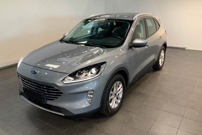 Grå Ford Kuga fra 2021