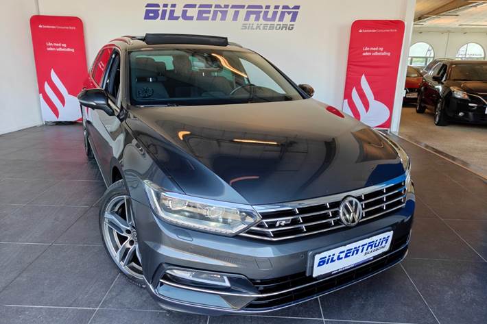 Grå VW Passat fra 2019