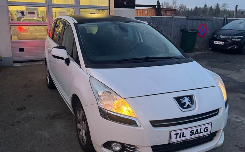 Peugeot 5008 1,6 HDi 110 Premium aut. 7prs