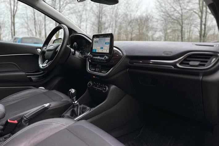 Rød Ford Fiesta fra 2018