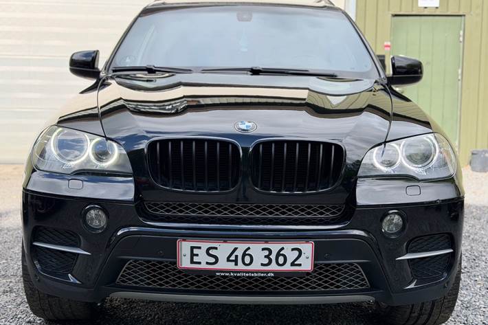 Sort BMW X5 fra 2011