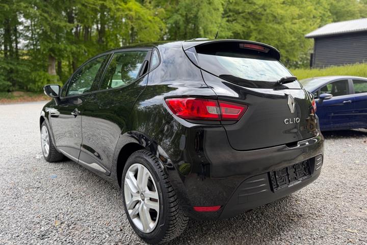 Sort Renault Clio IV fra 2019