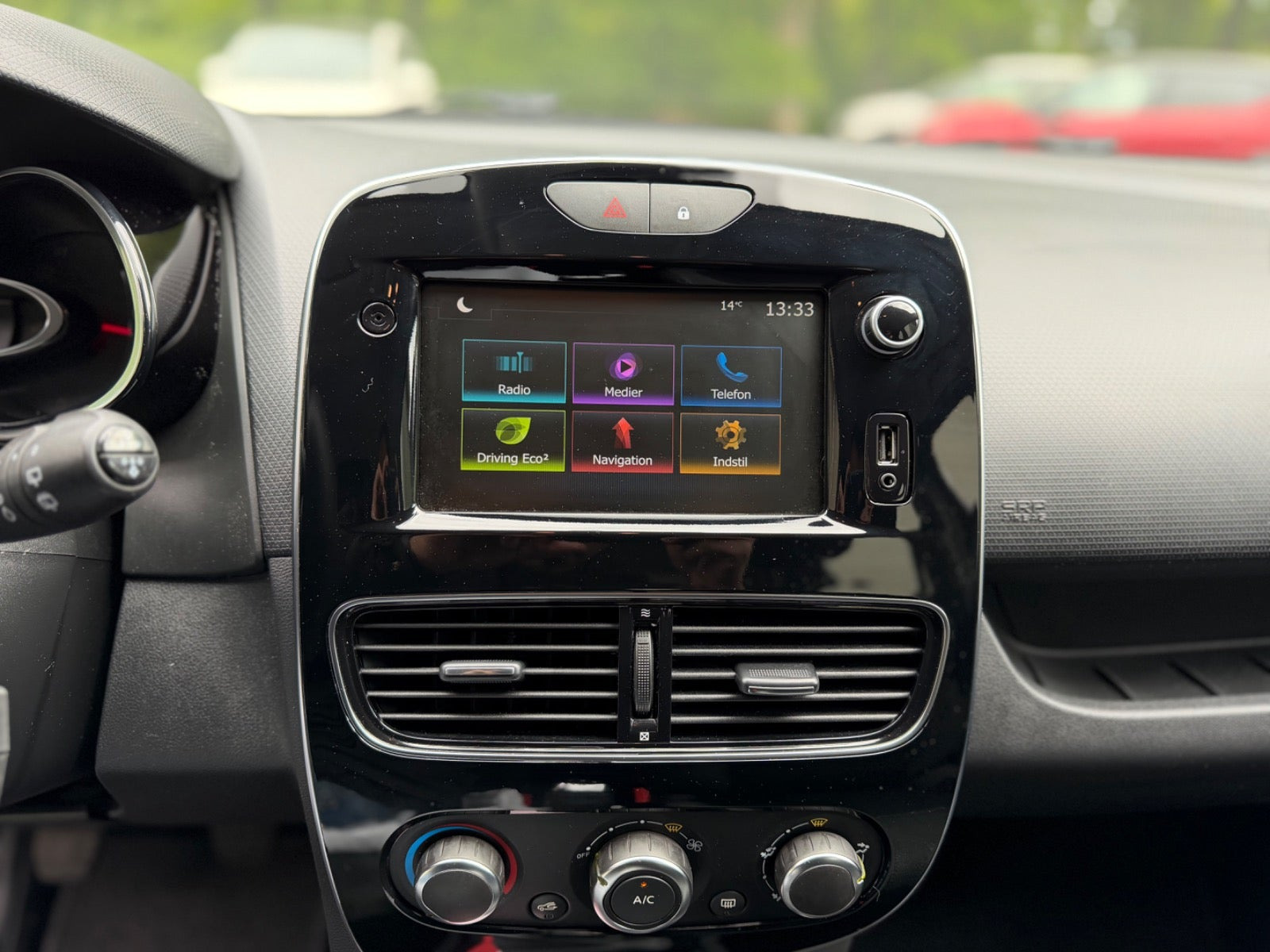 Sort Renault Clio IV fra 2019