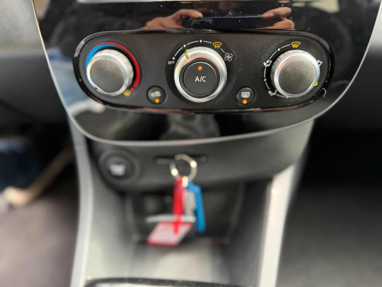 Sort Renault Clio IV fra 2019