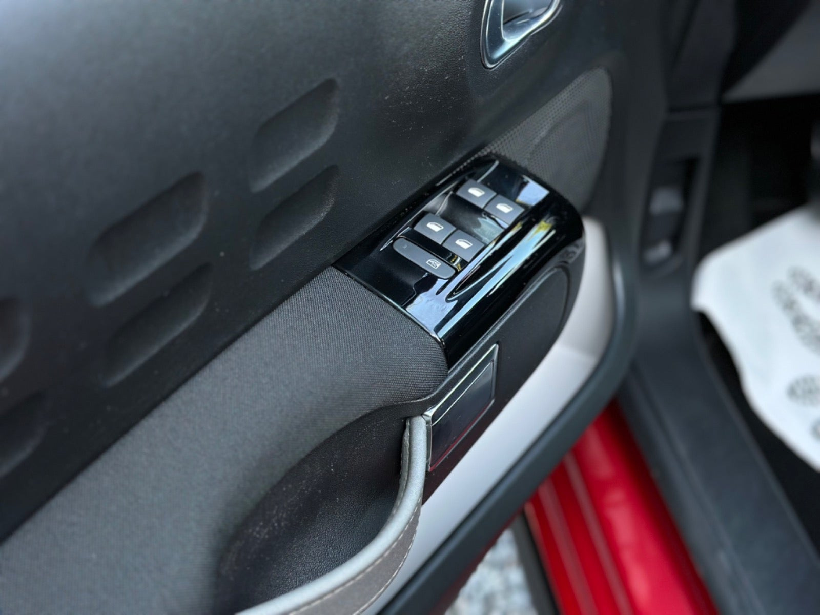 Rød Citroën C3 fra 2020