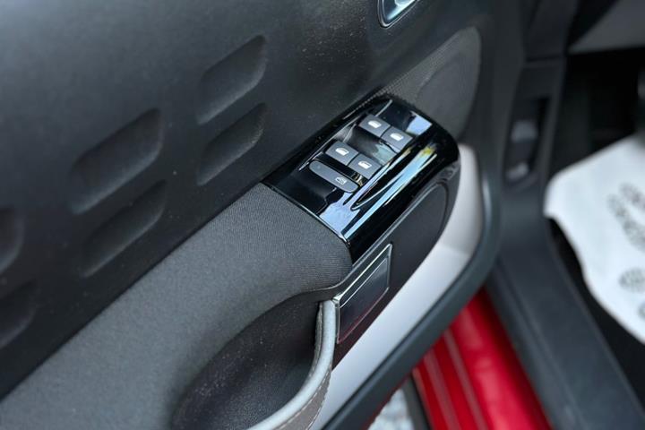 Rød Citroën C3 fra 2020