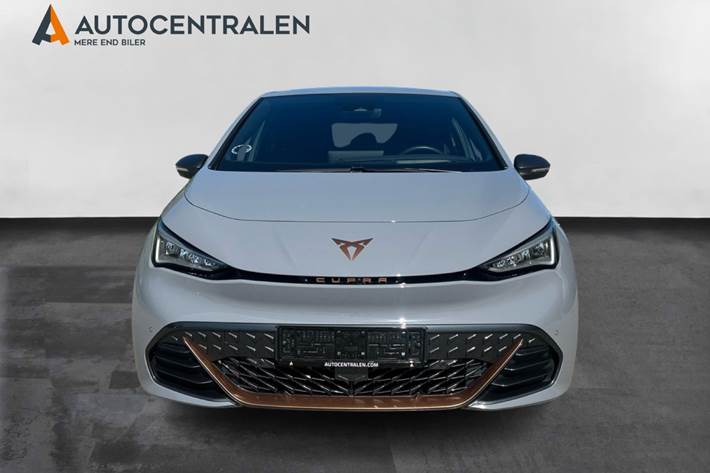 Grå Cupra Born fra 2025