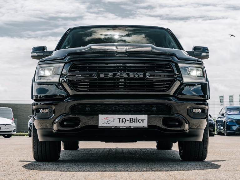 Dodge RAM 1500 5,7 V8 Laramie Crew Cab aut. 4x4
