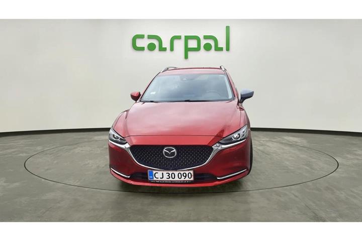 Grå Mazda 6 fra 2018