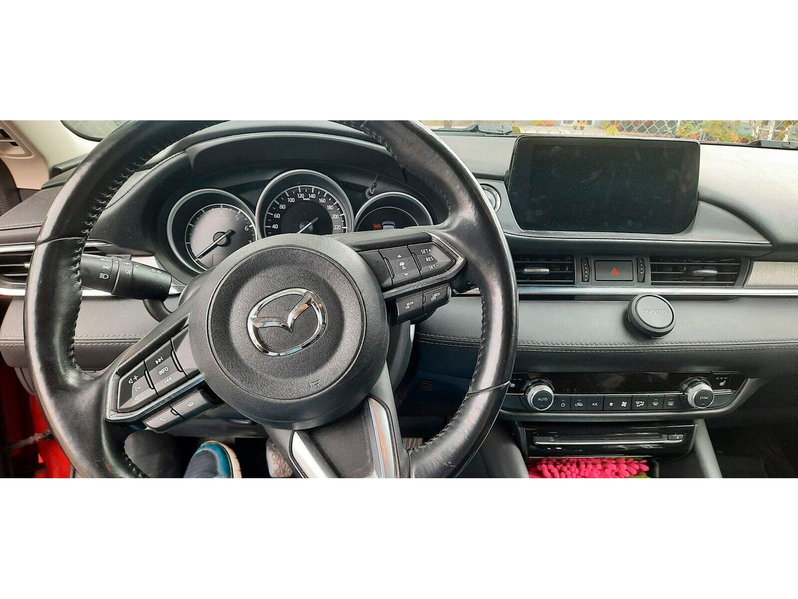 Grå Mazda 6 fra 2018