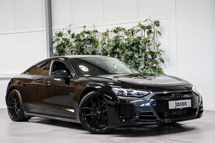 Sort Audi e-tron GT fra 2022