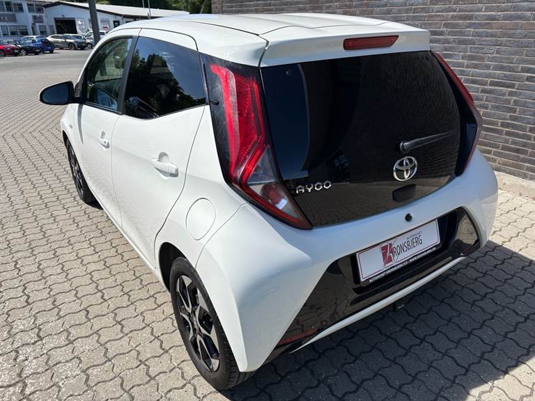 Toyota Aygo 1,0 VVT-I X-Press 72HK 5d