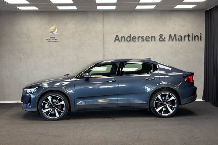 Sort Polestar 2 fra 2023