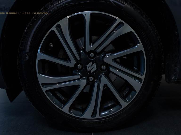 Suzuki Swift 1,2 Dualjet Mild hybrid Exclusive AEB CVT 83HK 5d Trinl. Gear