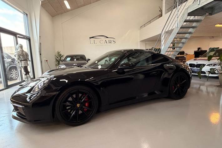undefined Porsche 911 Carrera S fra 2020