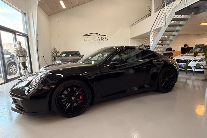 undefined Porsche 911 Carrera S fra 2020