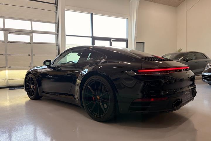 undefined Porsche 911 Carrera S fra 2020