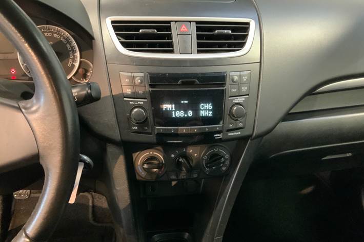 Hvid Suzuki Swift fra 2015