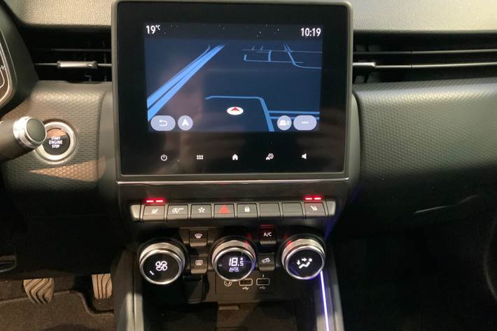 Sort Renault Clio V fra 2020