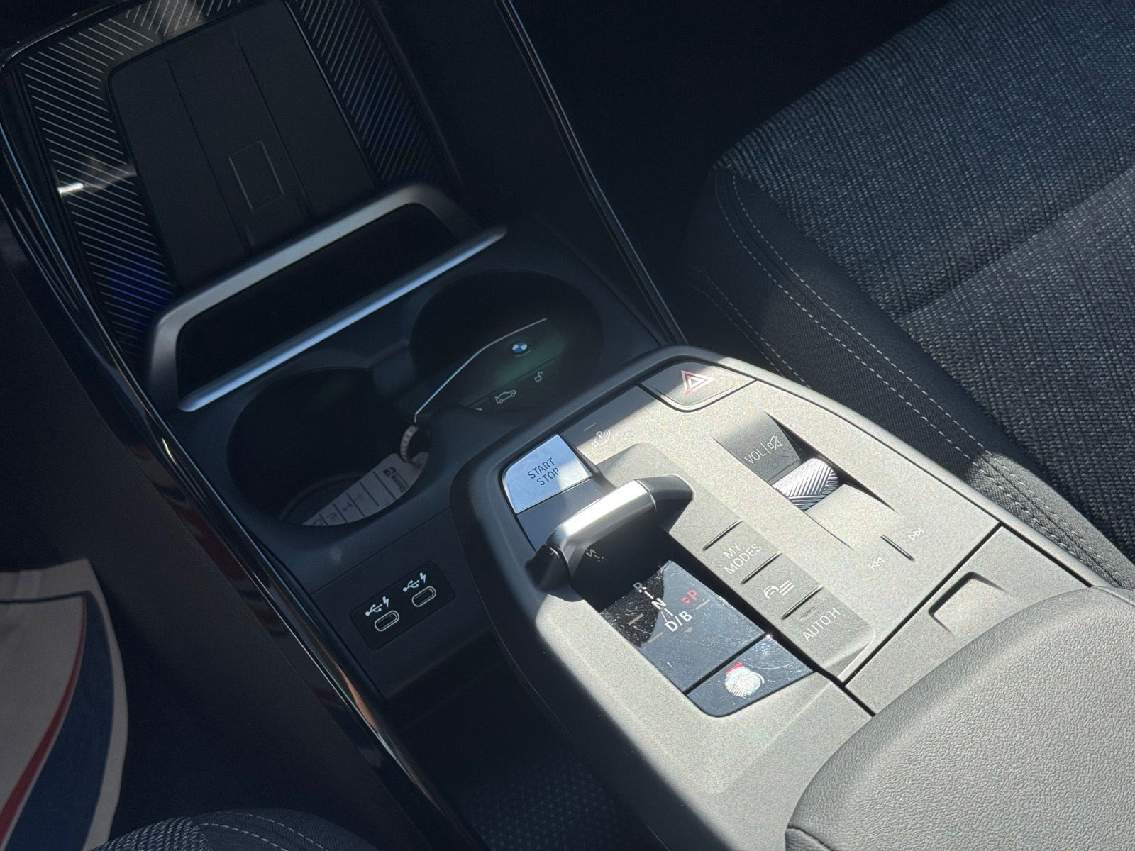 Sort BMW iX1 fra 2023