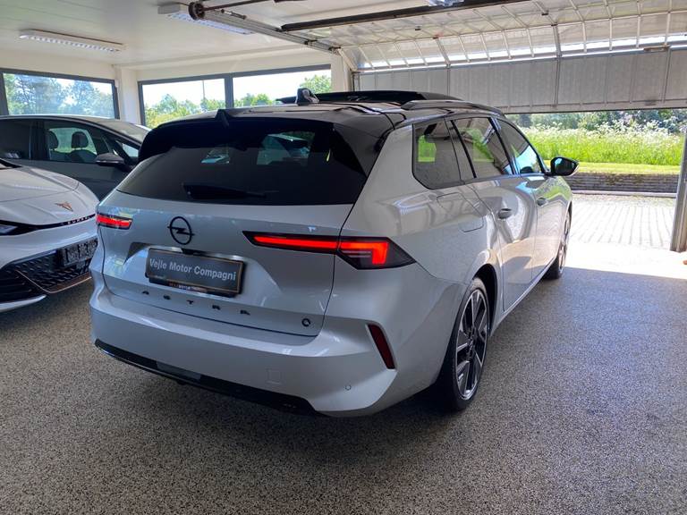 Opel Astra-e 54 Ultimate Sports Tourer