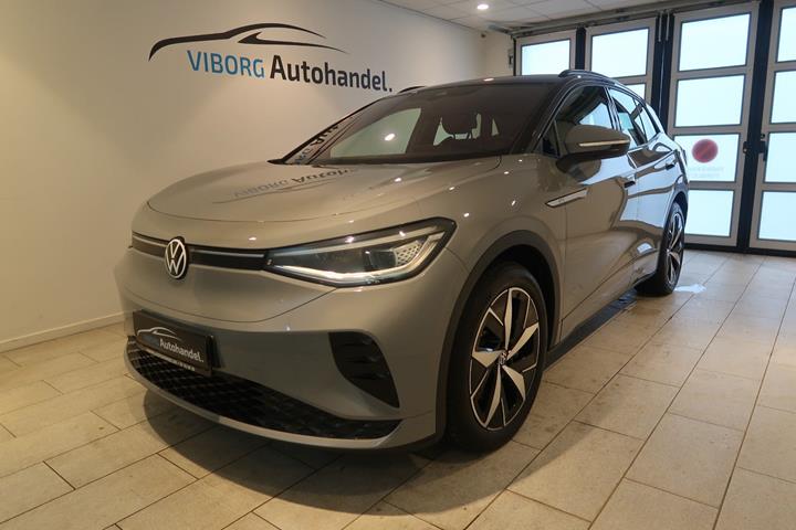 Grå VW ID.4 fra 2022 set udefra