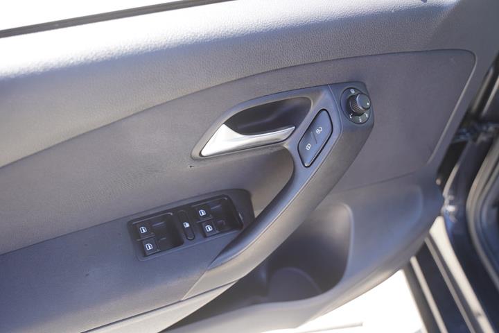 Sort VW Polo fra 2013