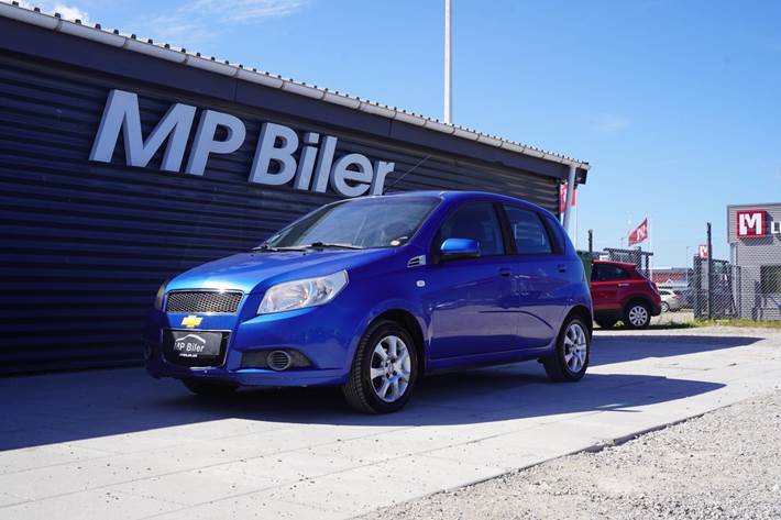 Blå Chevrolet Aveo fra 2010