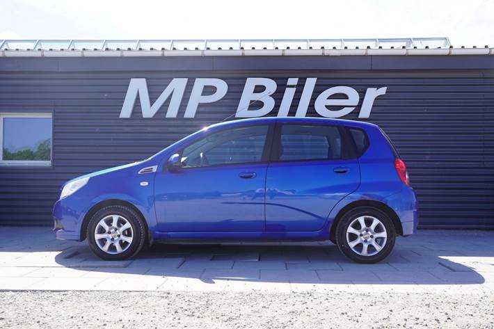 Blå Chevrolet Aveo fra 2010