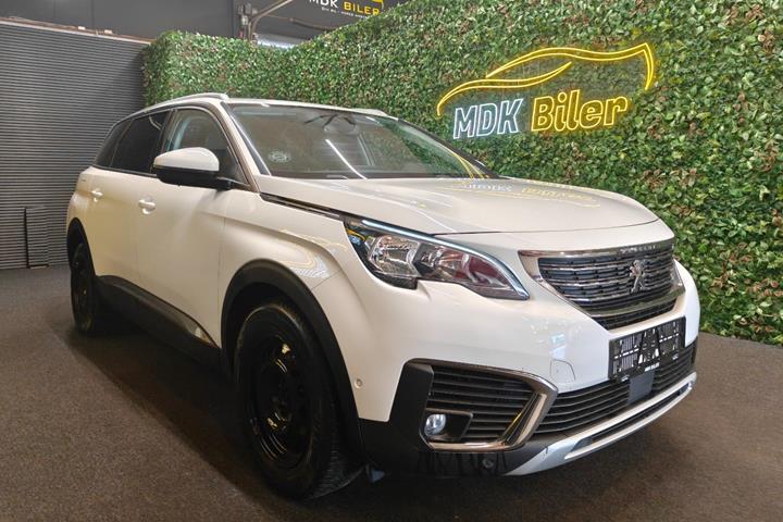 undefined Peugeot 5008 fra 2017 set udefra