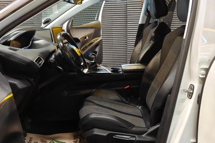 undefined Peugeot 5008 fra 2017