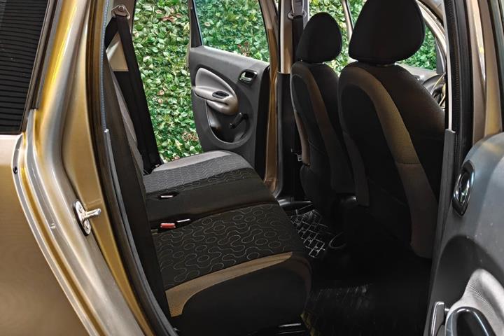 undefined Citroën C3 Picasso fra 2012 set indefra