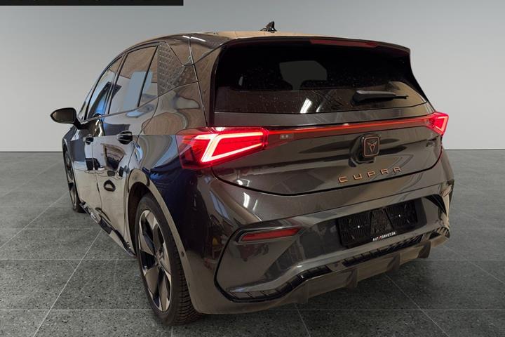 Grå Cupra Born fra 2024