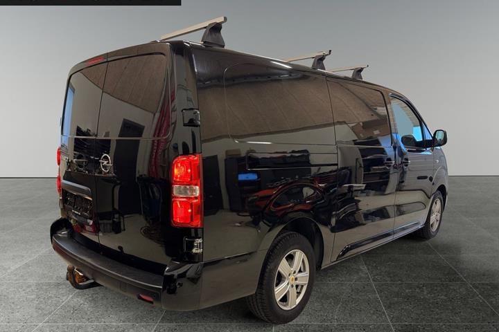 Sort Opel Vivaro fra 2020