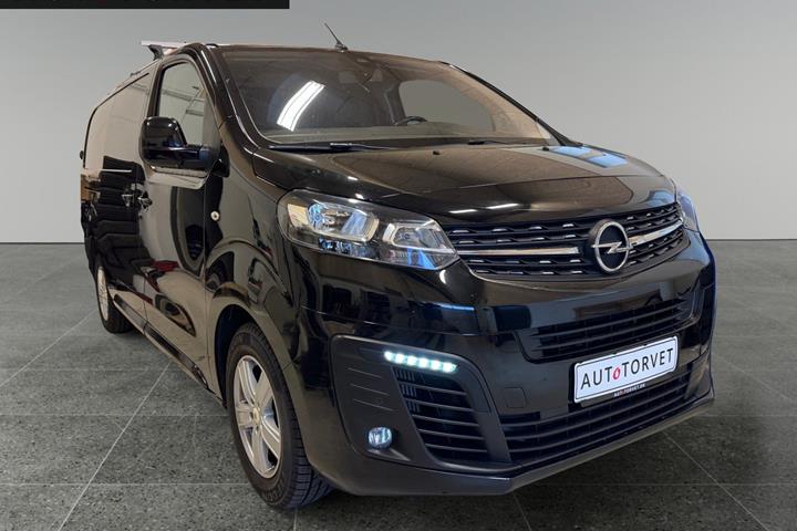 Sort Opel Vivaro fra 2020