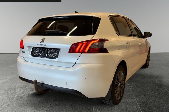 Hvid Peugeot 308 fra 2018
