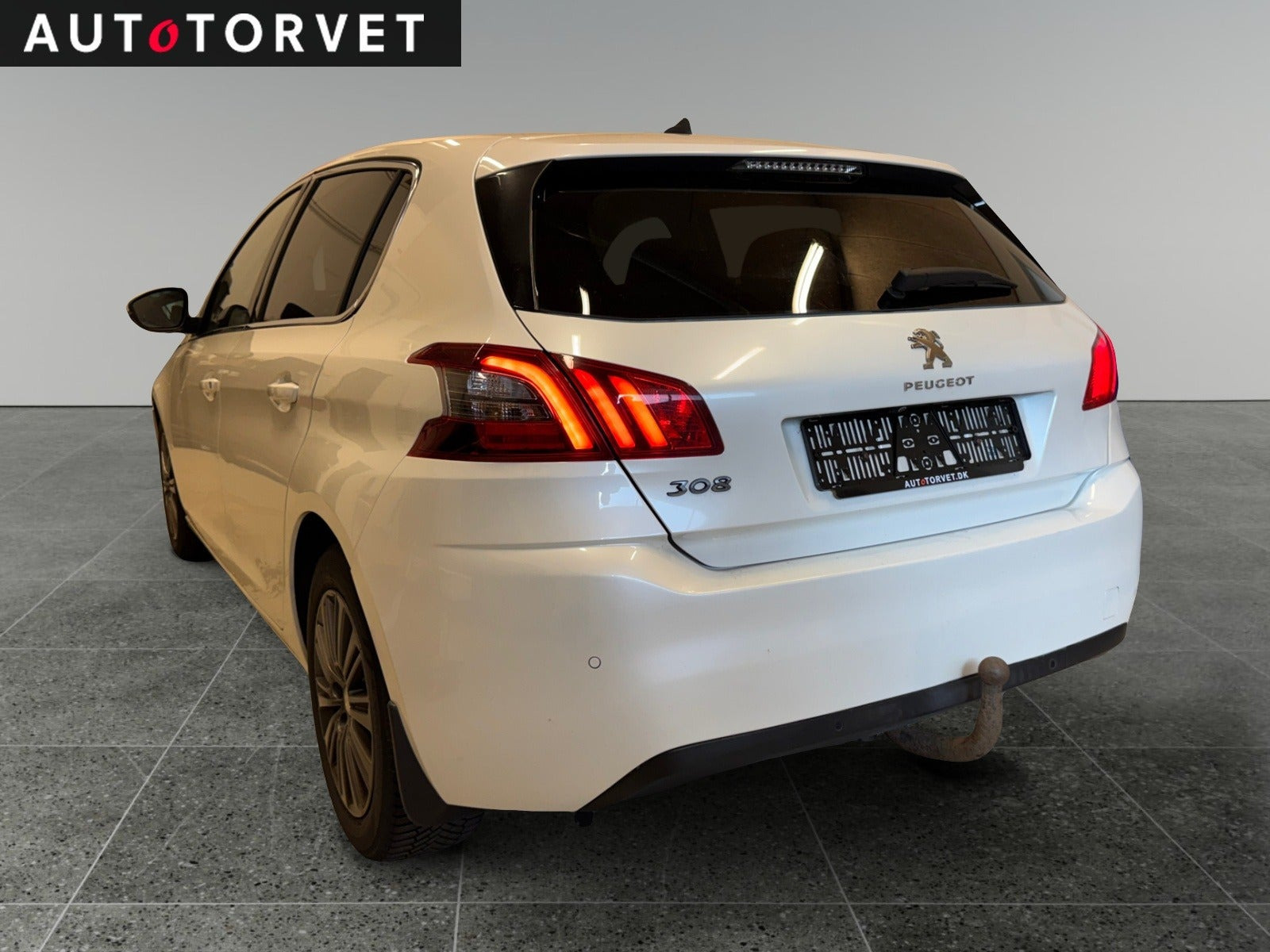 Hvid Peugeot 308 fra 2018
