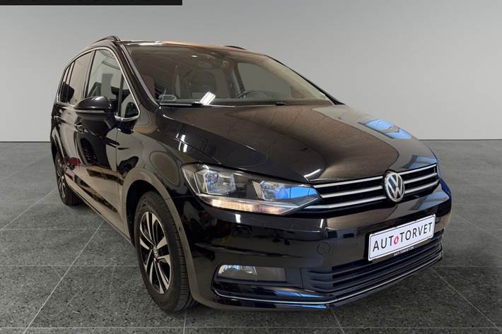 Sort VW Touran fra 2019