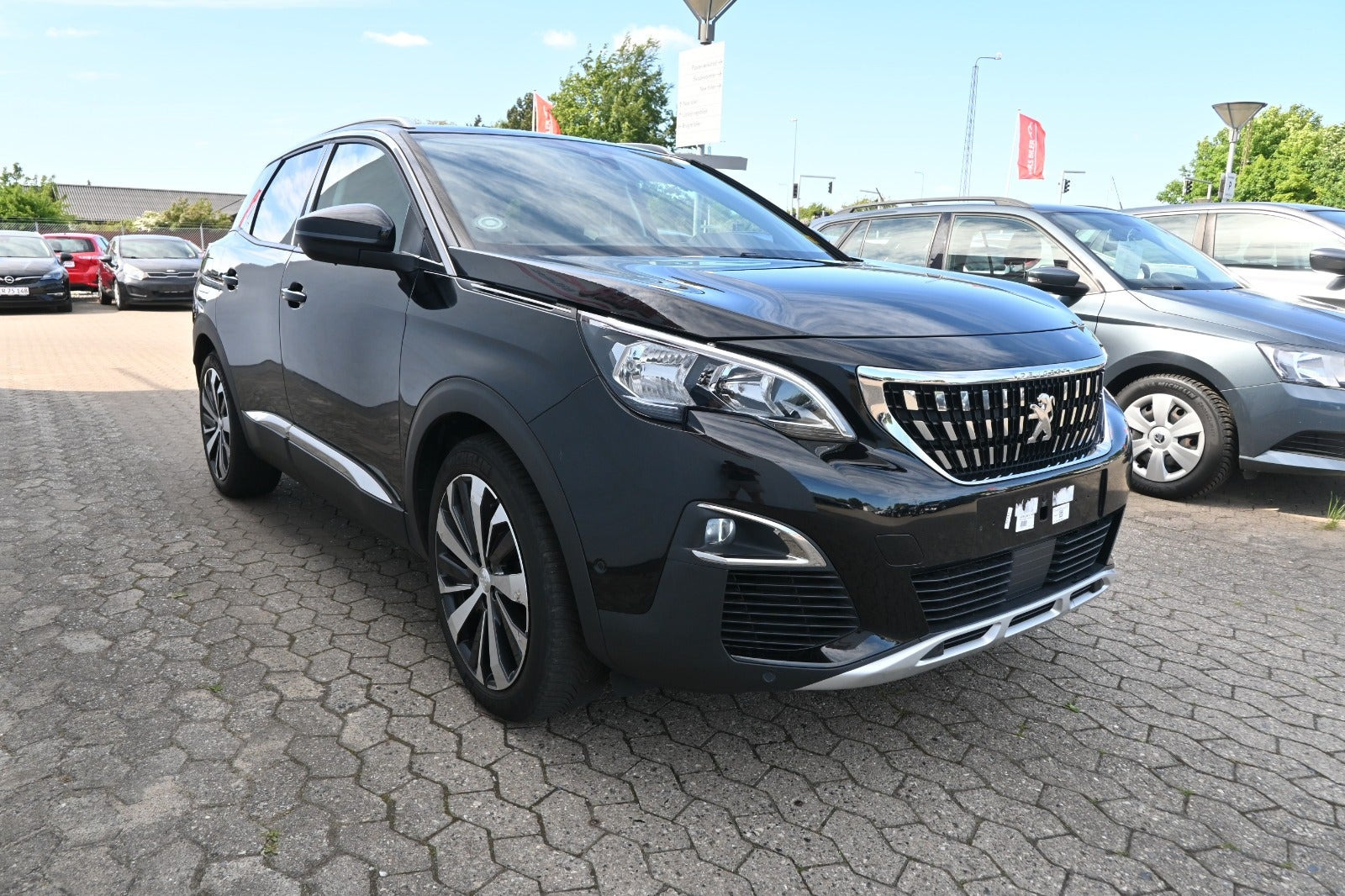 Sort Peugeot 3008 fra 2019