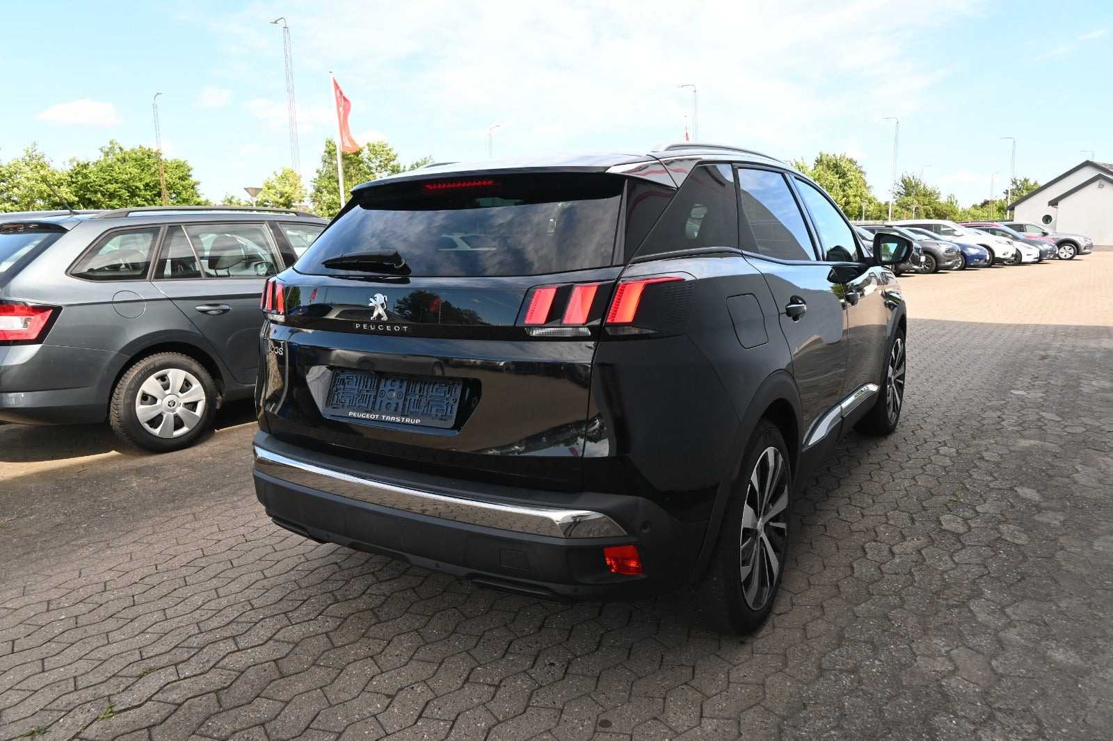 Sort Peugeot 3008 fra 2019