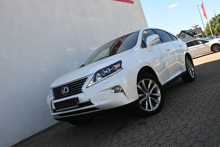 Hvid Lexus RX450h fra 2013