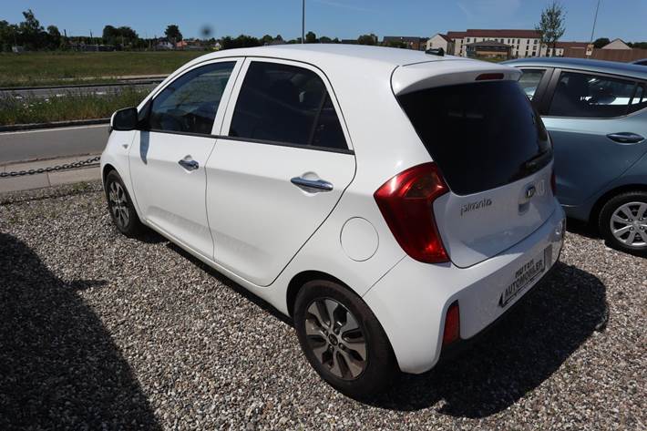 Hvid Kia Picanto fra 2016